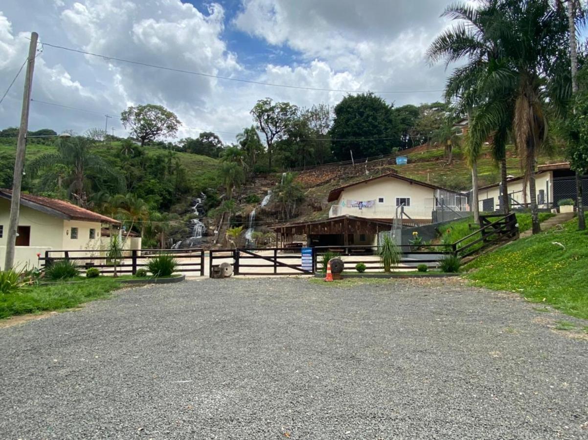 Pousada Cachoeira Dos Sonhos Сера Негра Екстериор снимка